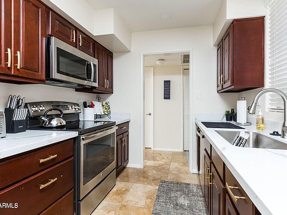 2nd image of 3242 E CAMELBACK Road #104