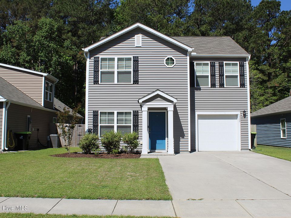 1st image of 1300 Hidden Creek Dr NE