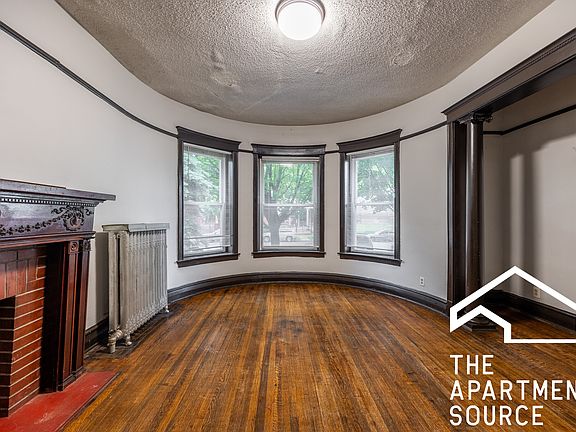 3rd image of 4533 S Michigan Ave Unit 1A