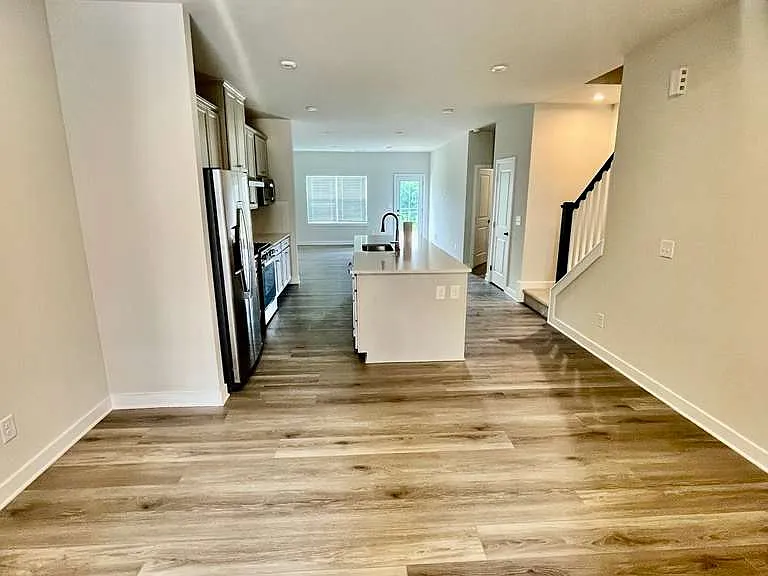 11117 Emerson Landing Dr — Photo 4
