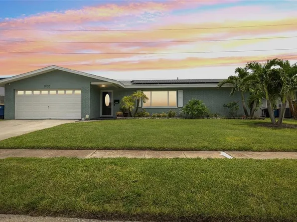 1805 Albright Dr, Clearwater, FL 33765