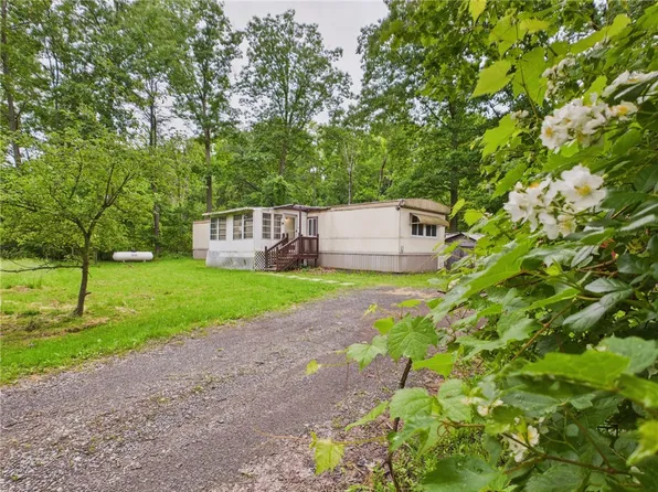 344 N Applegate Rd, Ithaca, NY 14850