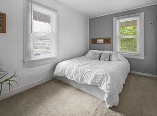 1018 Merrifield St SE, Grand Rapids, MI 49507