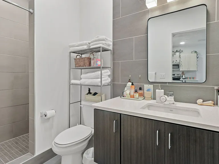 1020 Elmwood Ave — Photo 16