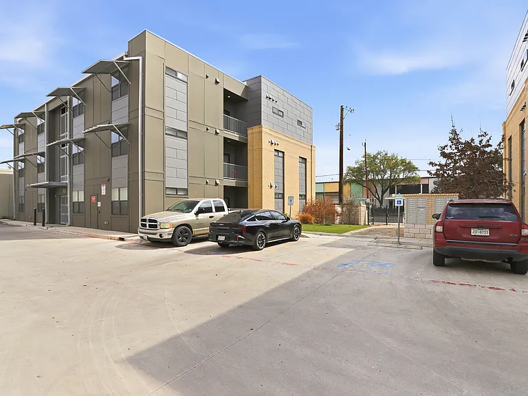 711 S Frio St #1203 — Photo 26