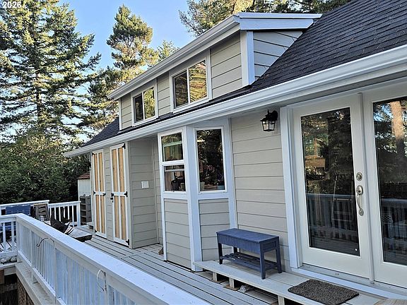 2nd image of 39 Easy St