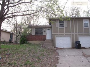 815 S Grant Ter, Olathe, KS 66061