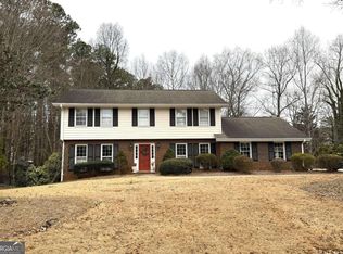 1140 Falstaff Dr, Roswell, GA 30076