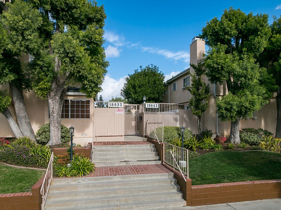 1st image of 18643 Burbank Blvd #11