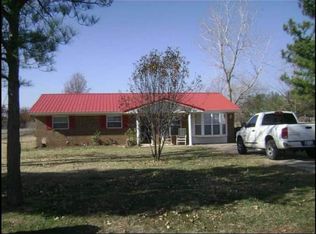 104 Pickard Dr, McLoud, OK 74851