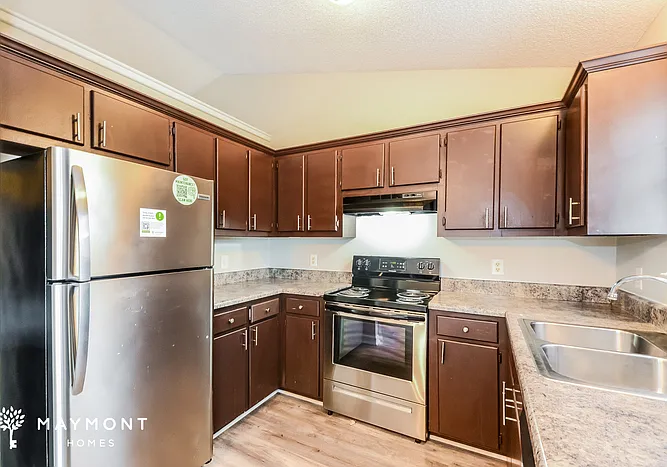 709 Rockhaven Dr — Photo 6