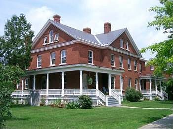 2nd image of 405 Dalton Dr