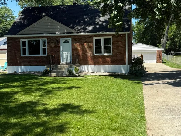 1301 Cherry Hill Ct, Louisville, KY 40229
