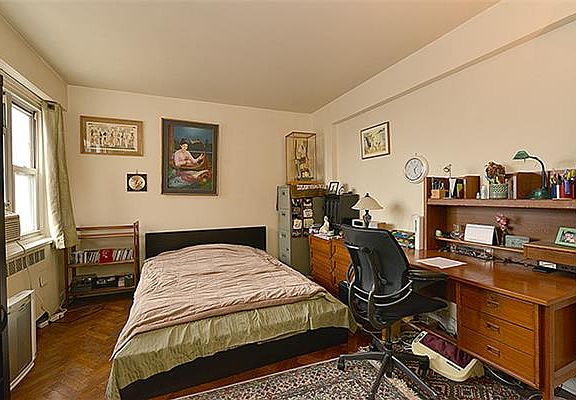 2nd image of 200 Cabrini Blvd #113