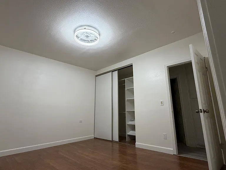9750 Saint George St — Photo 12