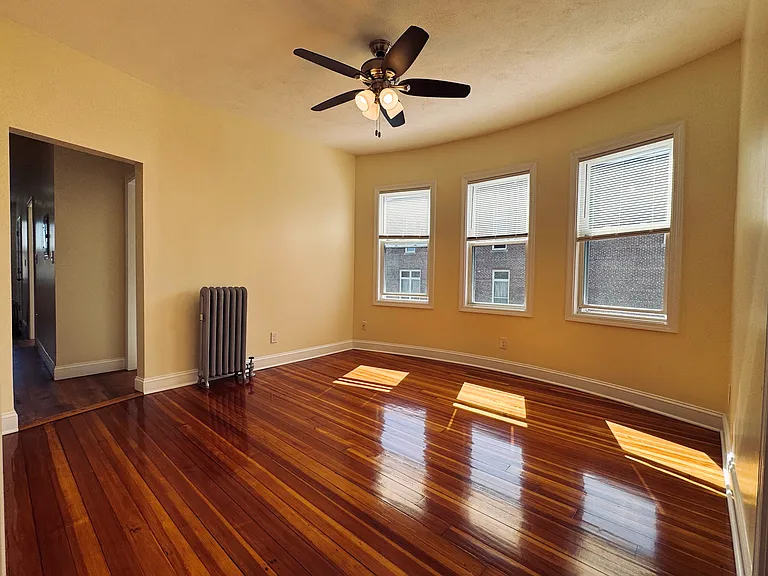 189 Chestnut St #2 — Photo 5