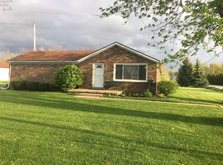 1655 S Hickory Grove Rd, Pt Clinton, OH 43452