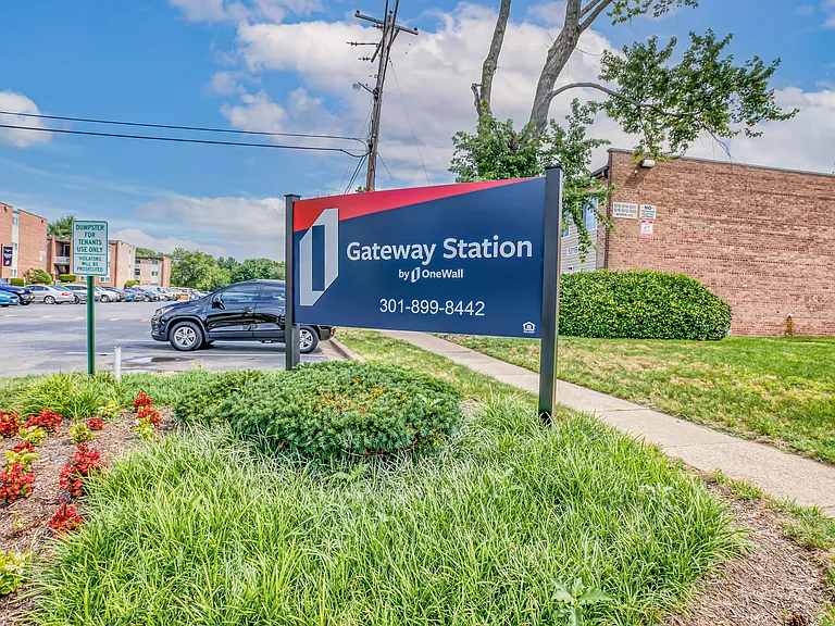 Gateway Station — Photo 19