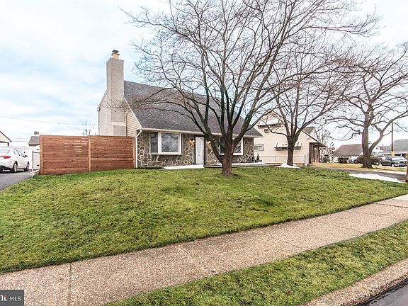 2nd image of 2865 Norcom Rd