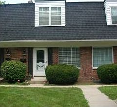 1st image of 4502 Folkstone Ct N