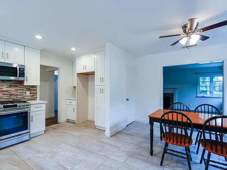 1215 Meadowbrook Rd — Photo 12