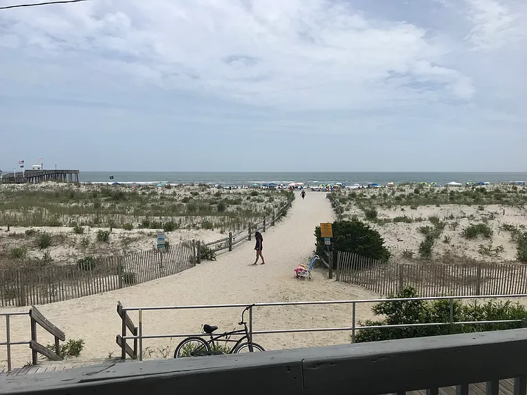 1421 Ocean Ave #3 — Photo 6