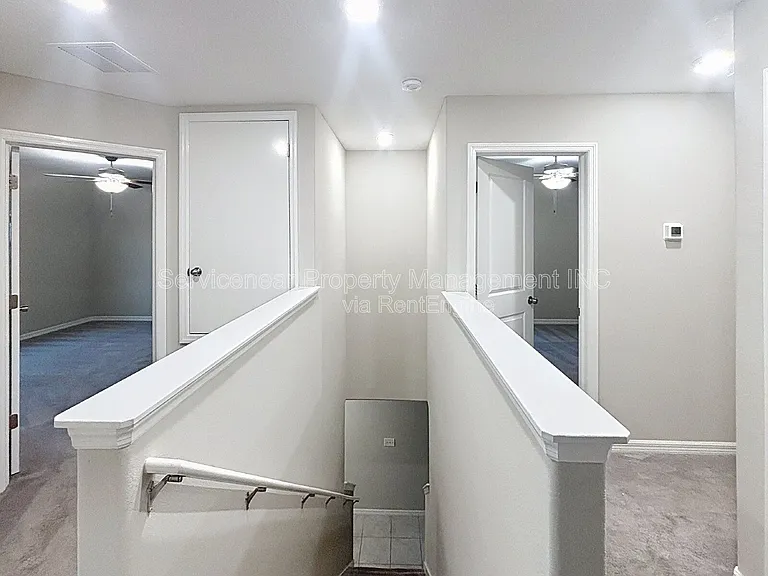 7012 Samuel Ivy Dr — Photo 29