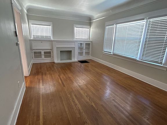 2nd image of 1335 E 2nd St APT 3
