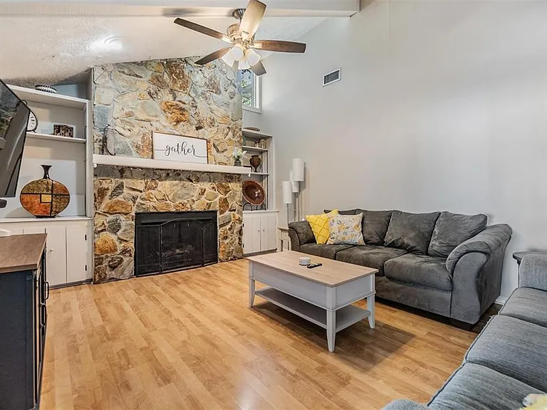1 Fernery Ln — Photo 41