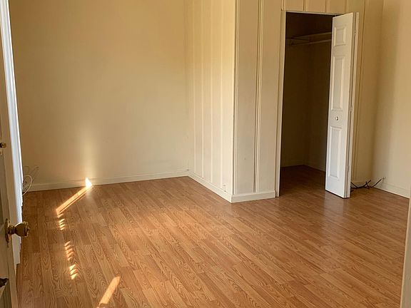 2nd image of 305 E Colorado Blvd APT 5