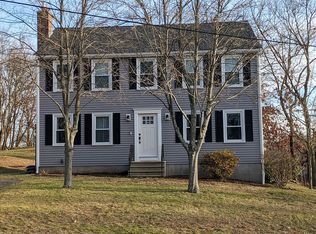 10 Park Rd, Franklin, MA 02038