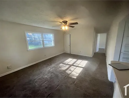 2204 N Kitley Ave — Photo 5