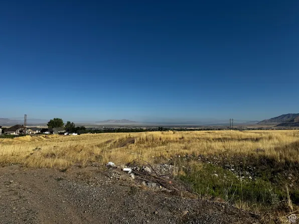 240 S Droubay Rd E, Tooele, UT 84074