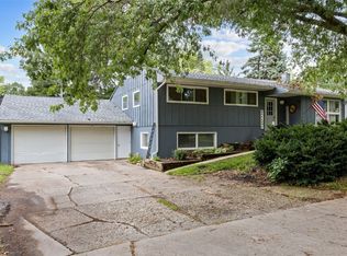 415 4th Ave SW, Mount Vernon, IA 52314