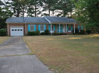 2912 Ginger Rd, Kinston, NC 28504