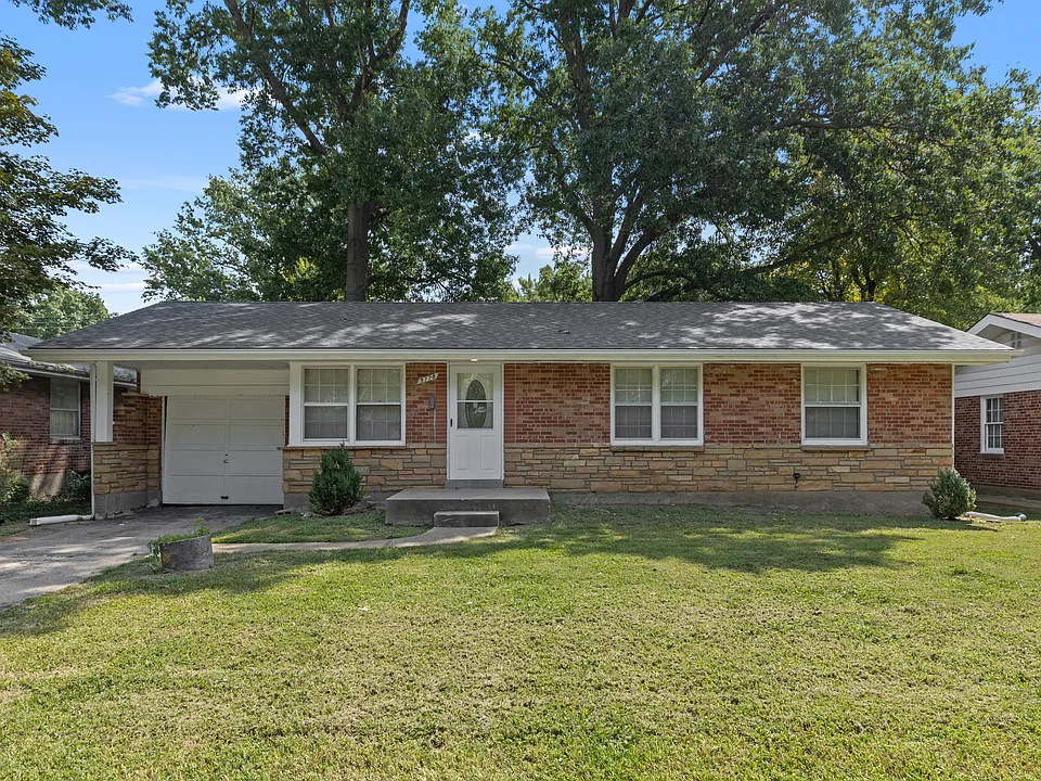 9778 Colony Dr