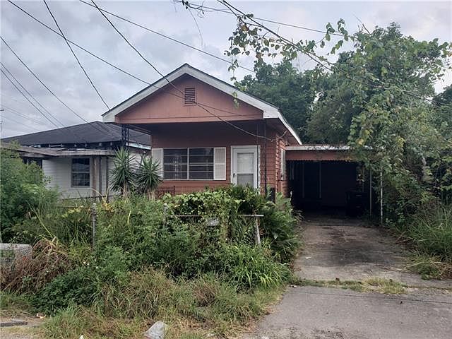 1st image of 3107 Diana St
