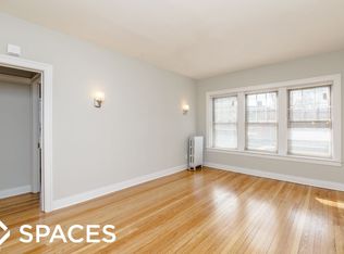 734 Reba Pl APT 2E, Evanston, IL 60202