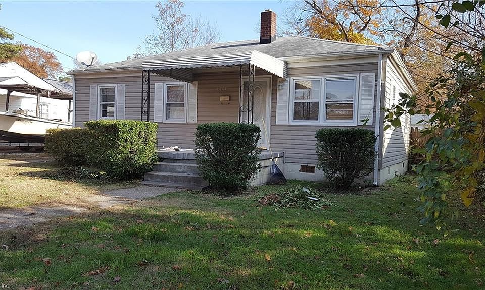 2nd image of 8008 Glade Rd