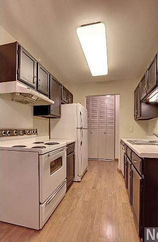 1st image of 5545 Chicago Ave APT 308