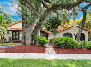 3771 N Park Rd, Hollywood, FL 33021