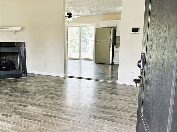2nd image of 4938 Tangerine Dr