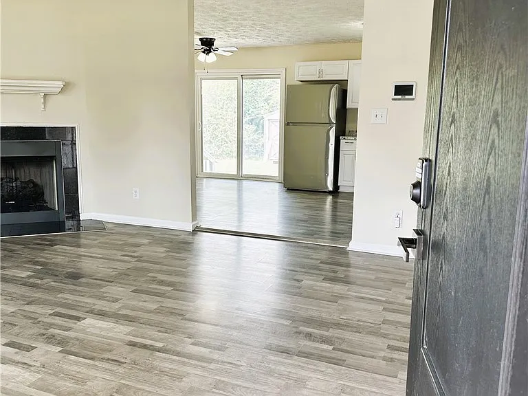 4938 Tangerine Dr — Photo 2