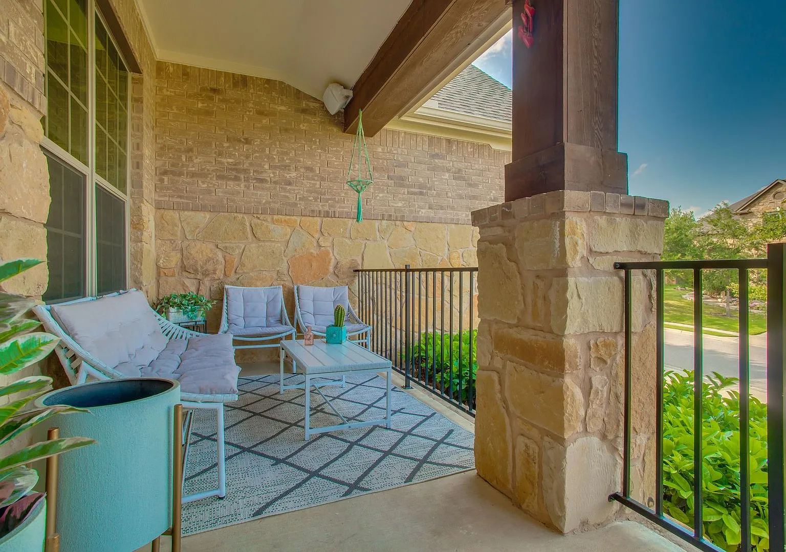 12221 Montclair Bend Austin, TX 78732 — Photo 3