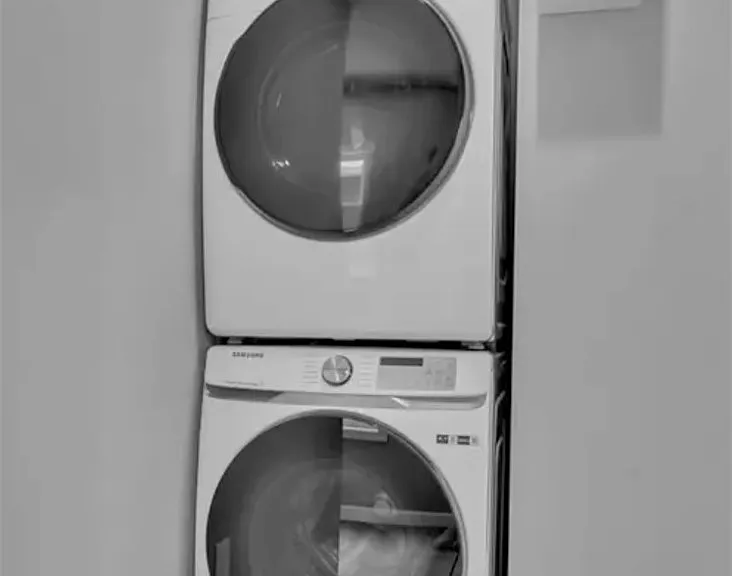 140 Seymour St #1 — Photo 8