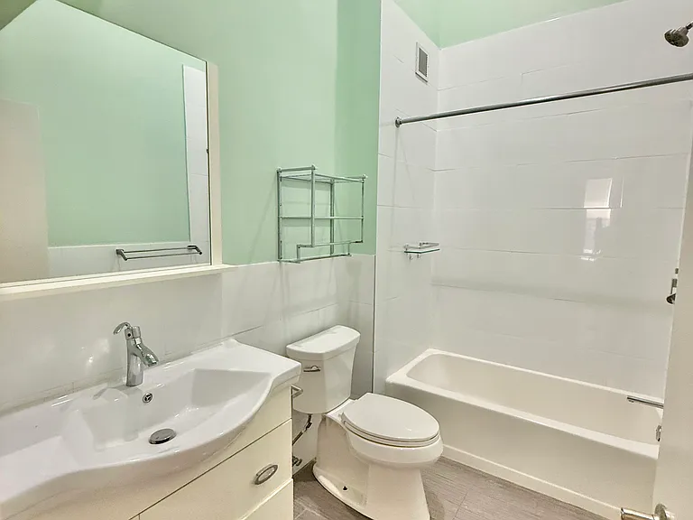 241-55 S 49th St #411 — Photo 8