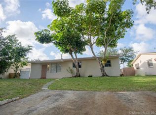 7531 Atlanta St, Hollywood, FL 33024