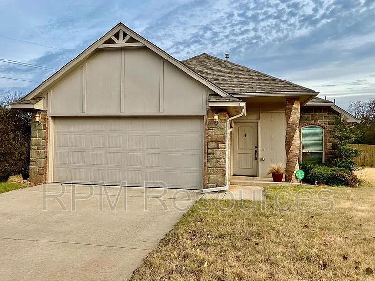 2312 Frisco Way — Photo 1
