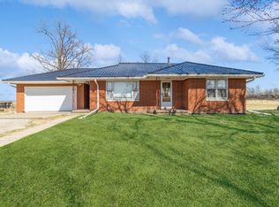 101 W Wright St, Seymour, IA 52590