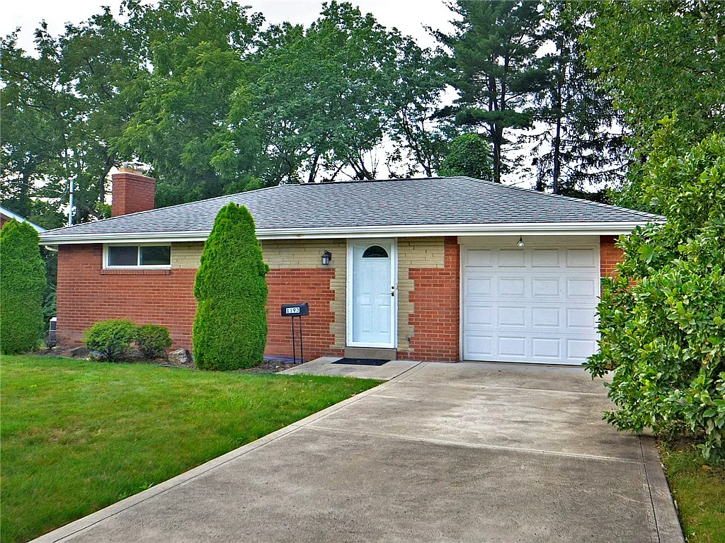 1193 Lasalle Rd photo 1